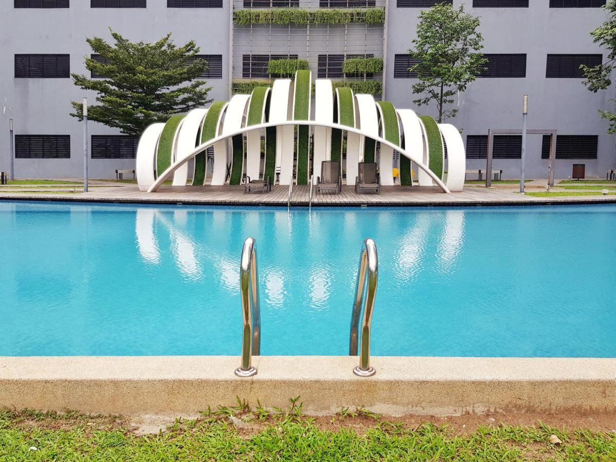 No.7 The Zebra @ Puchong Skypod Residence Bagian luar foto