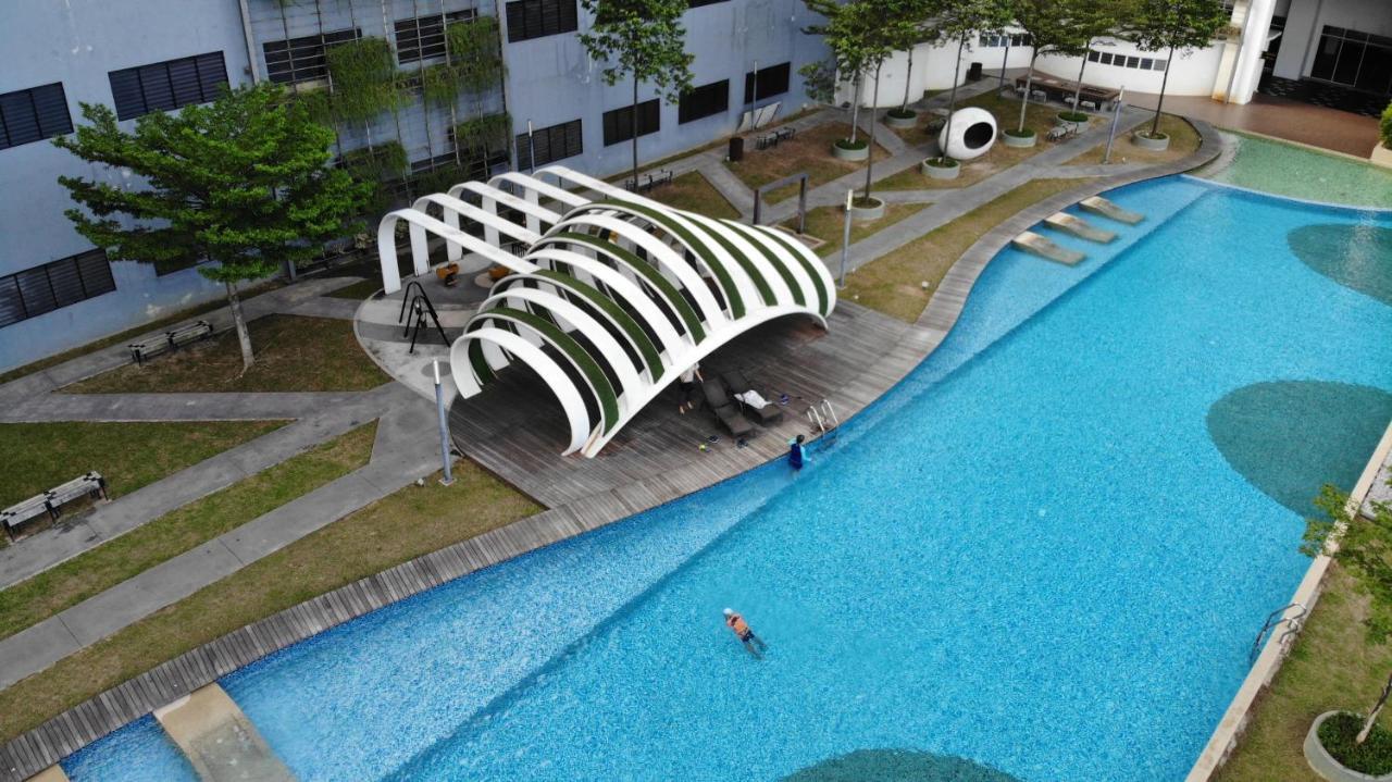 No.7 The Zebra @ Puchong Skypod Residence Bagian luar foto