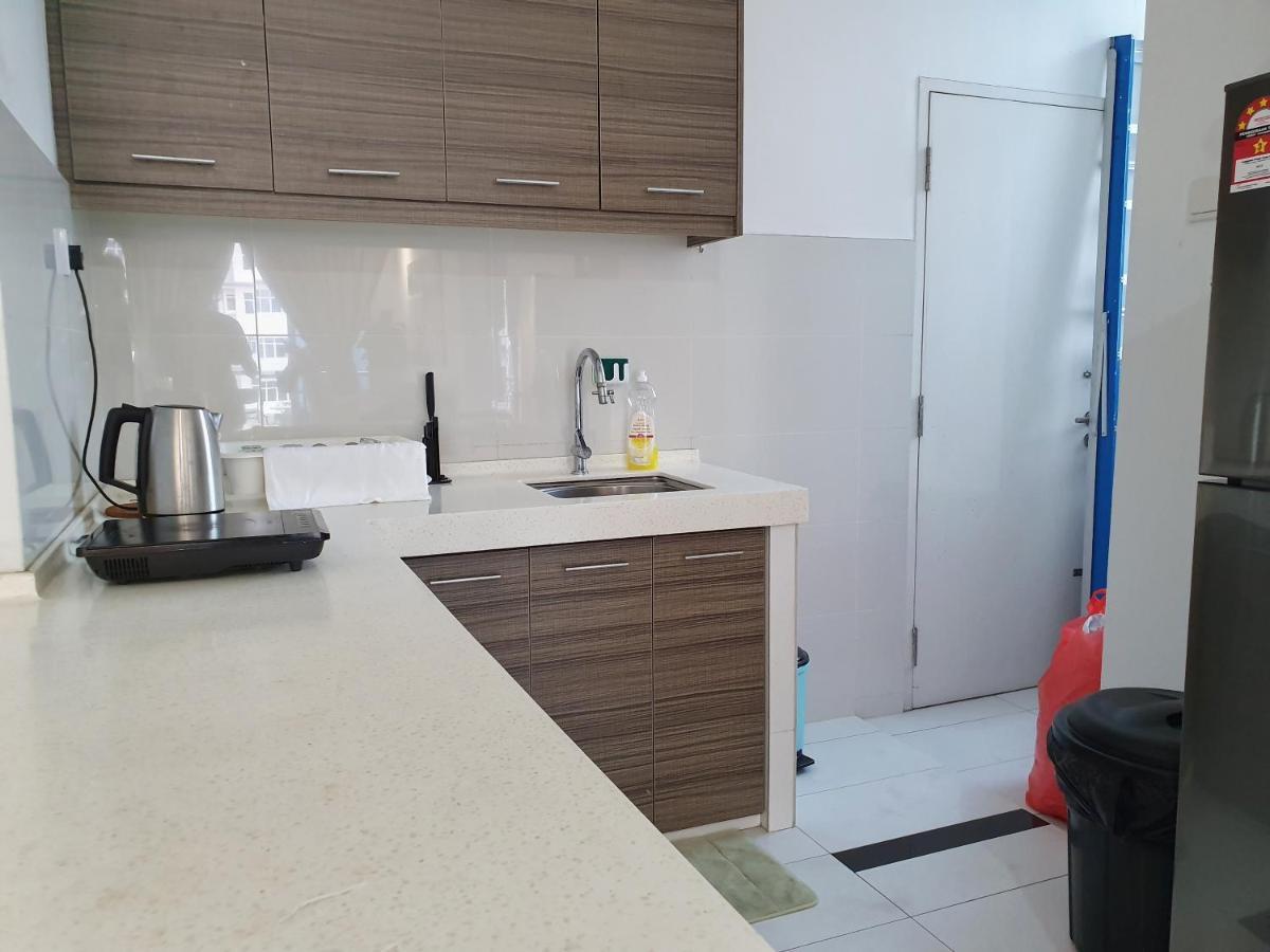 No.7 The Zebra @ Puchong Skypod Residence Bagian luar foto